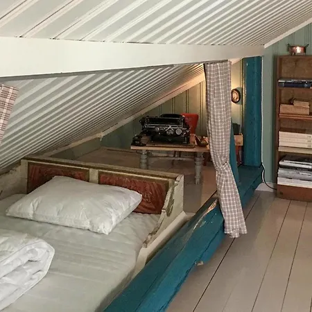 1 Bedroom Cozy In *