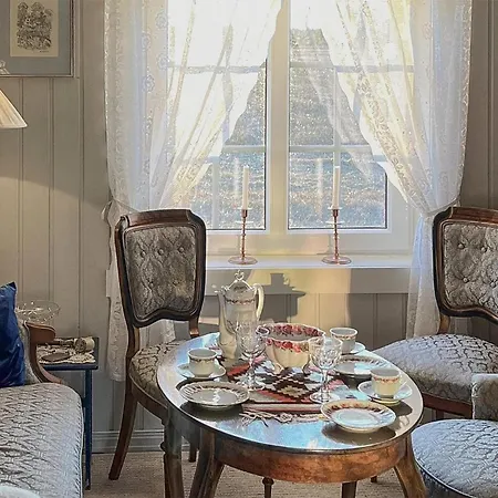 1 Bedroom Cozy In Holiday home